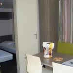 营地 Zecamping 4 Anime Pet Friendly Anime Piscine Chauffee 洛彻古德